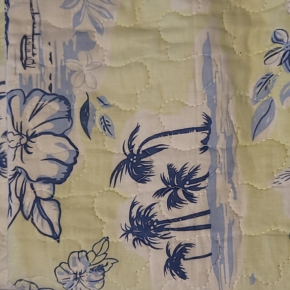 Quilted Hawaiian Print Pillow Shams Set Tropical Pillow Case Palm Trees Hibiscus - Picture 2 of 4